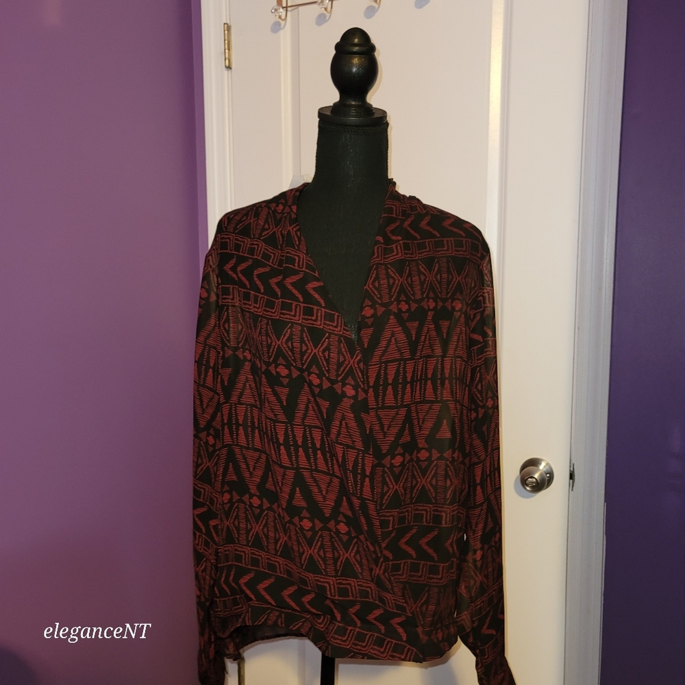 Charlotte Russe Red/Black print wrap style L/S Top Sz: XL NWT - Picture 6 of 6